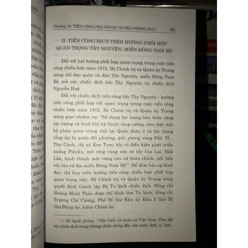 Lịch sử kháng chiến chống Mỹ, cứu nước 1954-1975 tập Vll Thắng lợi quyết định năm 1972  792345