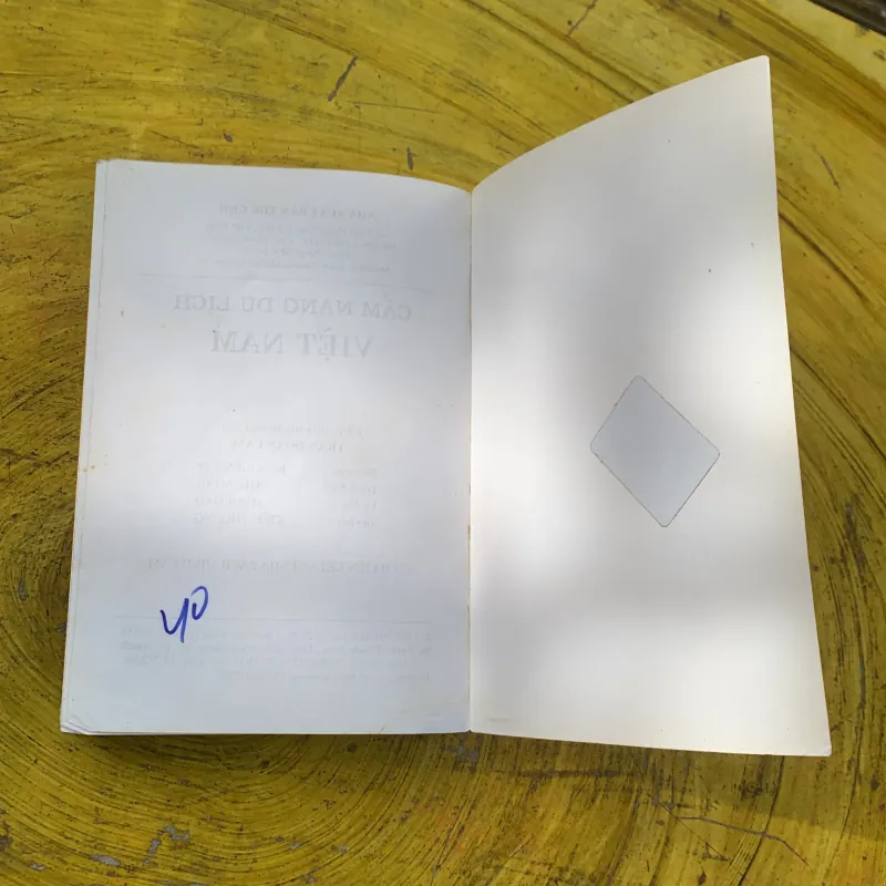 CẨM NANG DU LỊCH VIỆT NAM- MINH ANH & HẢI YẾN 788834