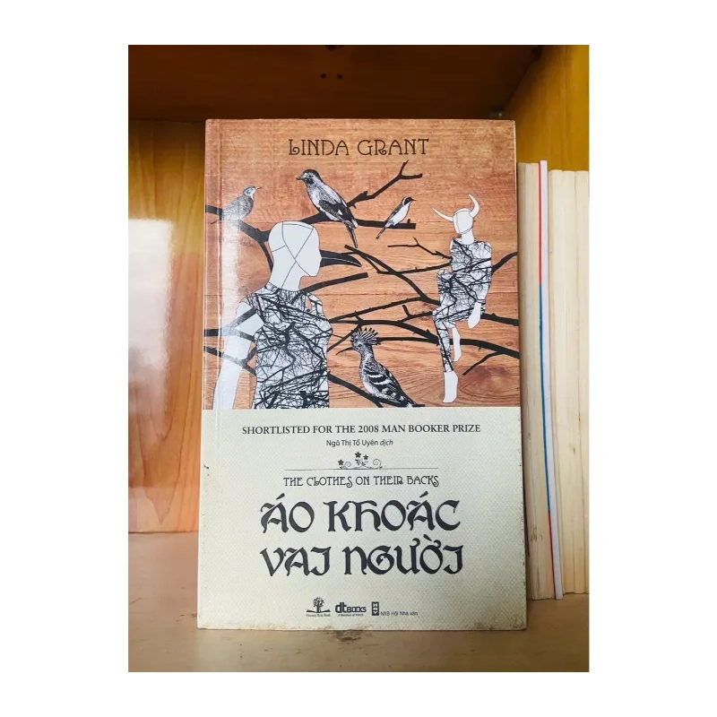 Áo khoác vai người - Linda Grant - VĂN HỌC - VAVO1211 978626