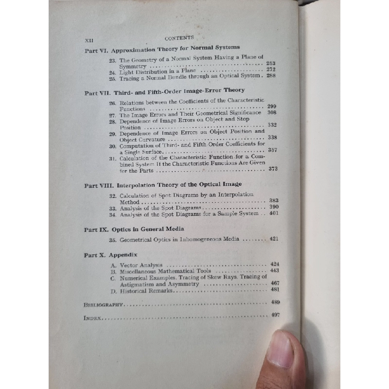 Modern Geometrical Optics - Max Herzberger (Pure and Applied Mathematics - Volume VIII) 448784