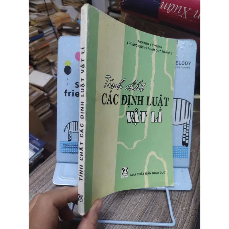 Sách: Tính chất các định luật Vật Lý - TG: Richard Feynman (A2) 751277