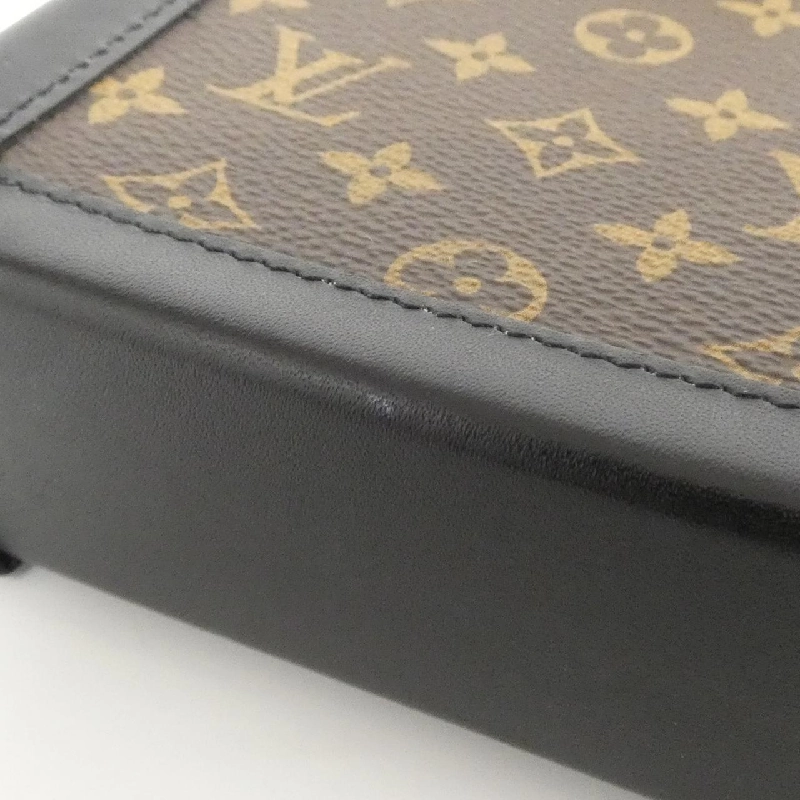 Túi xách vai Louis Vuitton Monogram Pochette Trunk Vertical M63913 612151