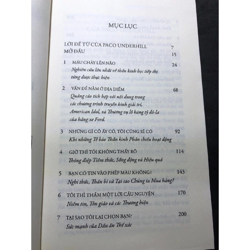 Điều gì khiến khách hàng chi tiền? 2017 mới 85% bẩn nhẹ Martin Lindstrom HPB0208 KỸ NĂNG 916593