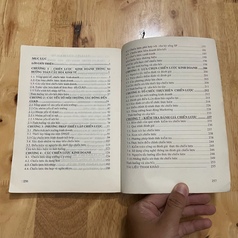 II Chiến Lược Kinh Doanh Trong Toàn Cầu Hoá Kinh Tế - PGS. TS. Đào Duy Huân - 2004 472729