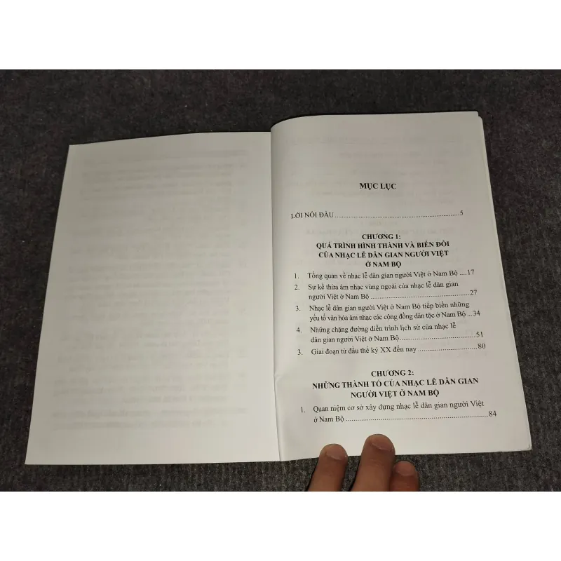NHẠC LỄ DÂN GIAN NGƯỜI VIỆT Ở NAM BỘ 992512