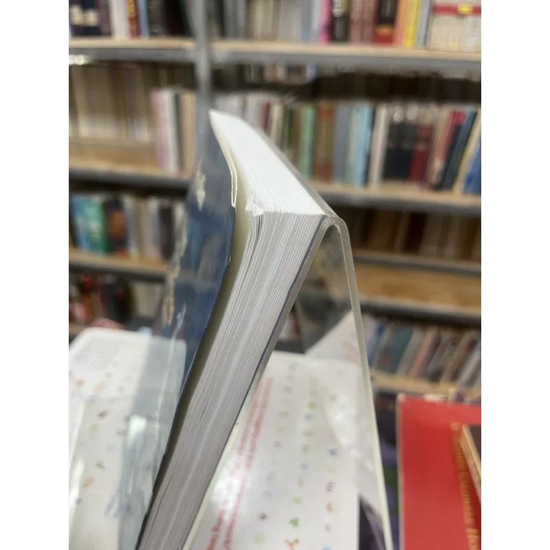 NHỮNG NGÃ TƯ VÀ NHỮNG CỘT ĐÈN- TRẦN DẦN 595818