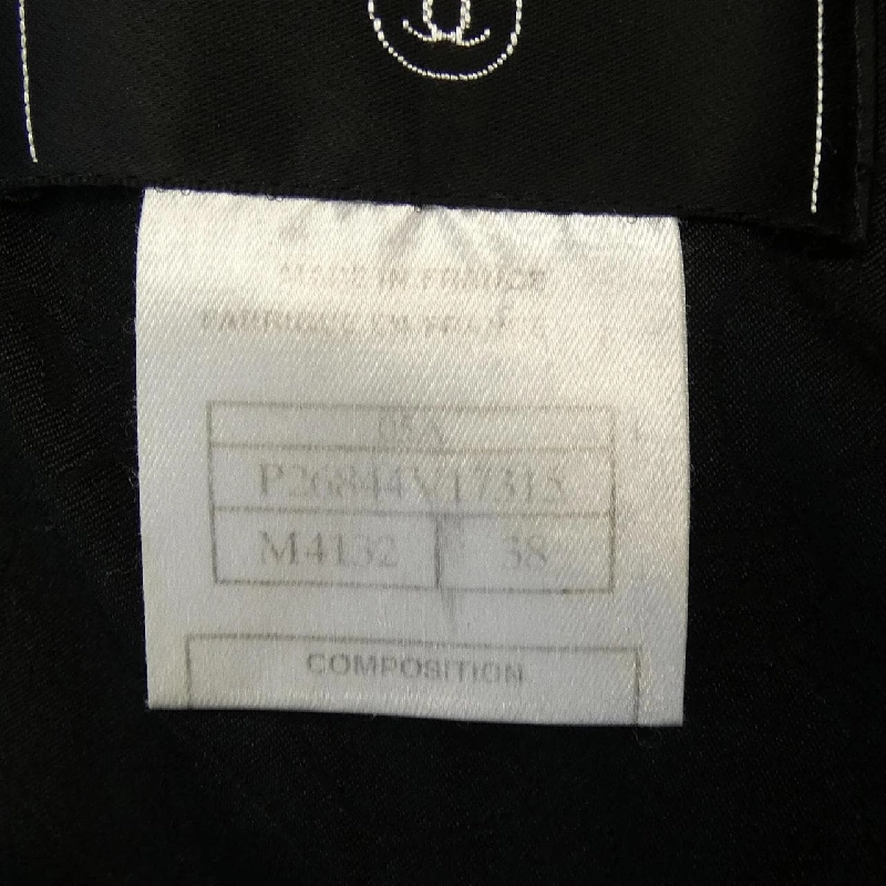 Áo khoác CHANEL P26844V17315 05A 627352