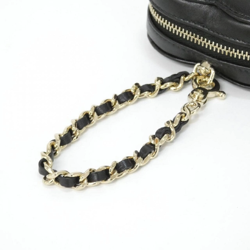 Charm túi AP4838 của Chanel 623275