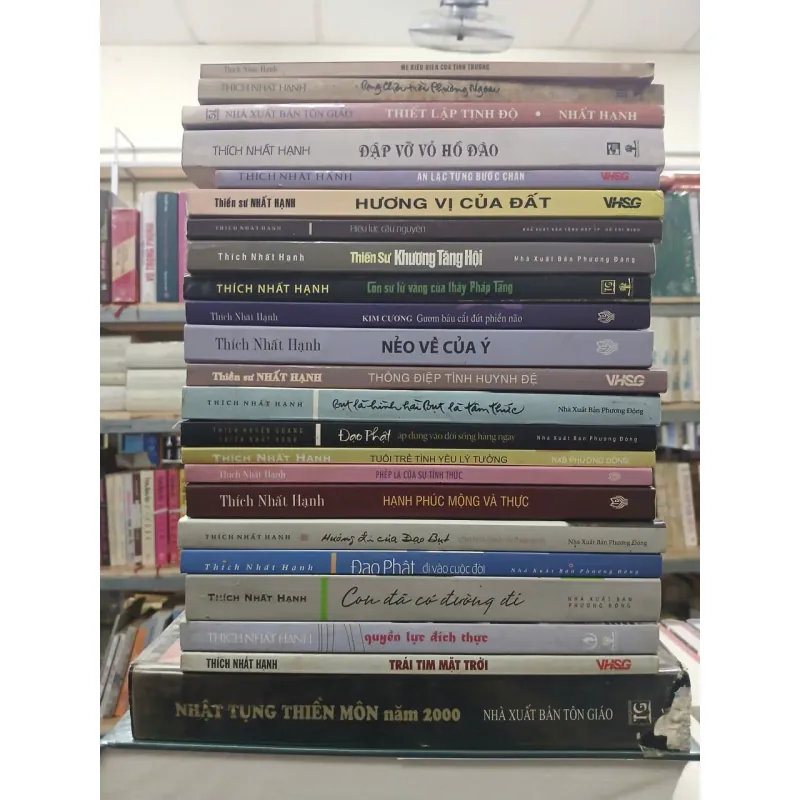 COMBO 23 CUỐN SÁCH CỦA TÁC GIẢ THÍCH NHẤT HẠNH 1024051