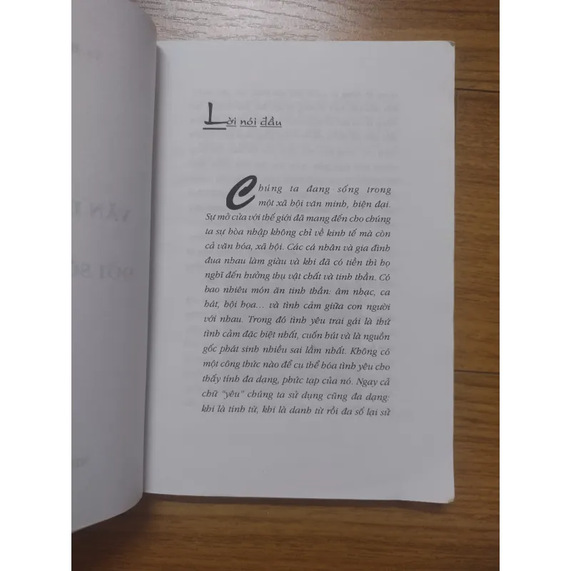 Sách: Văn hoá tình dục trong đời sống vợ chồng - TG: TS BS Lê Thuý Tươi 737169