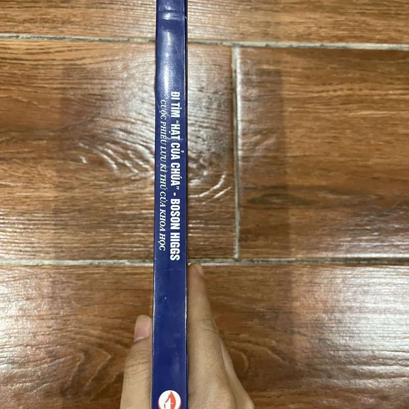 Đi tìm hạt của chúa - Boson Higgs cuộc phiêu lưu kì thú của khoa học (12) 1027751