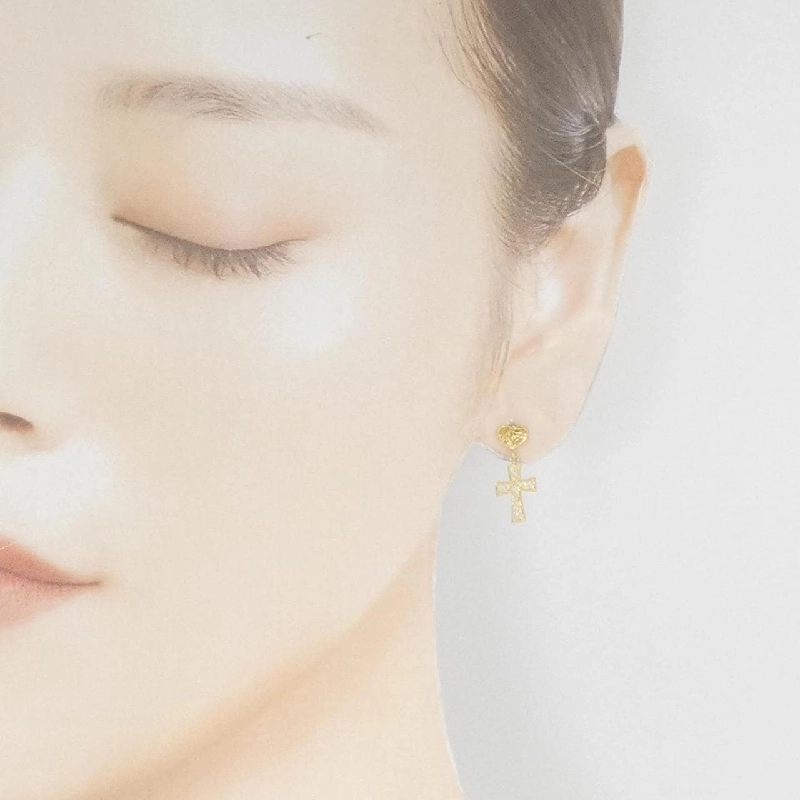 K18YG Bông tai hình trái tim × chữ thập - Hàng hiệu Chính hãng 876773