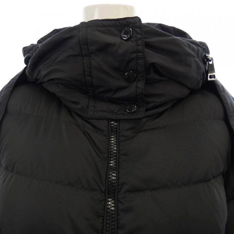 Áo khoác lông vũ MONCLER 635077