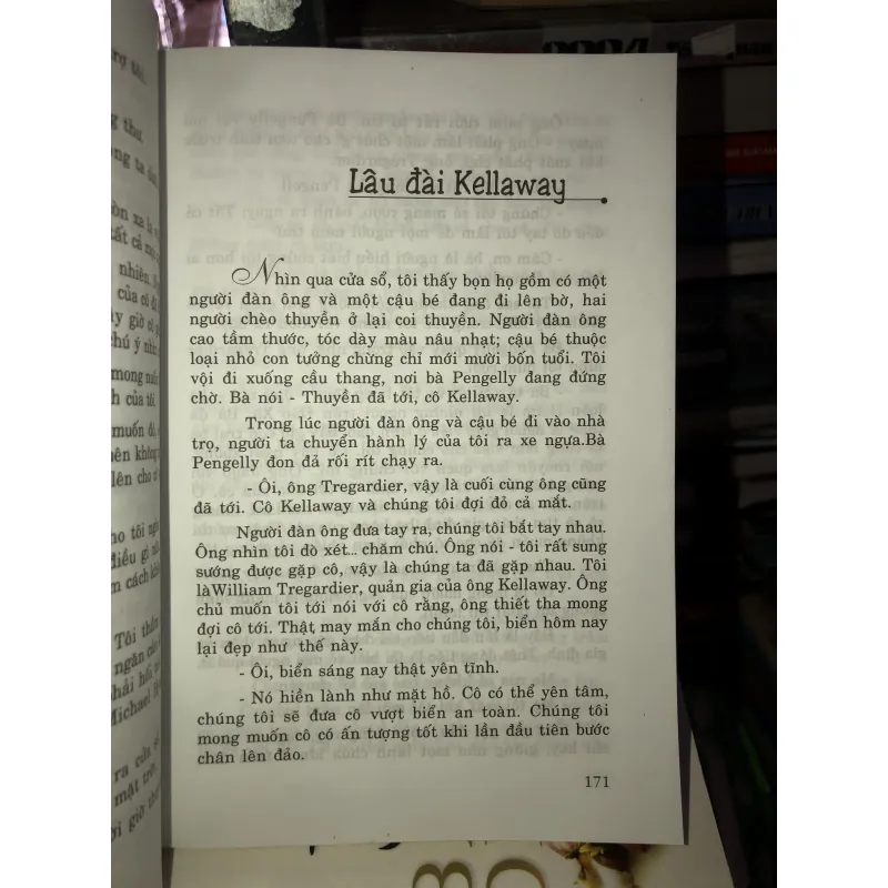 Chúa đảo xa - Victoria Holt 994657