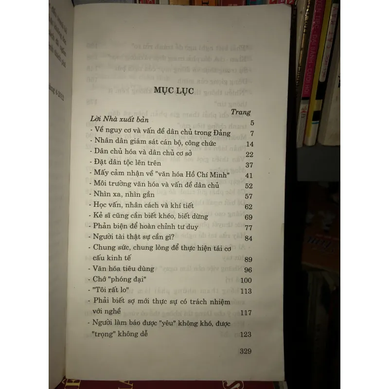 Chia sẻ (đối thoại 2) - Nhà báo Hữu Thọ 608038