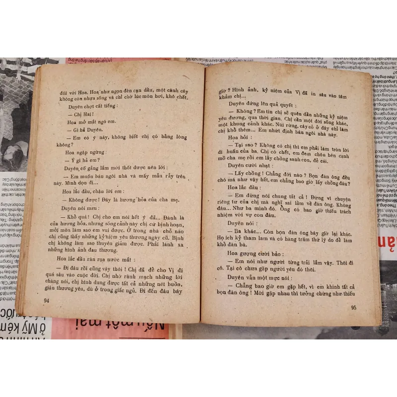 Tiểu thuyết CHIẾC LÁ RỤNG VỀ ĐÊM (301 trang) - Tác giả: Sơn Linh 993427