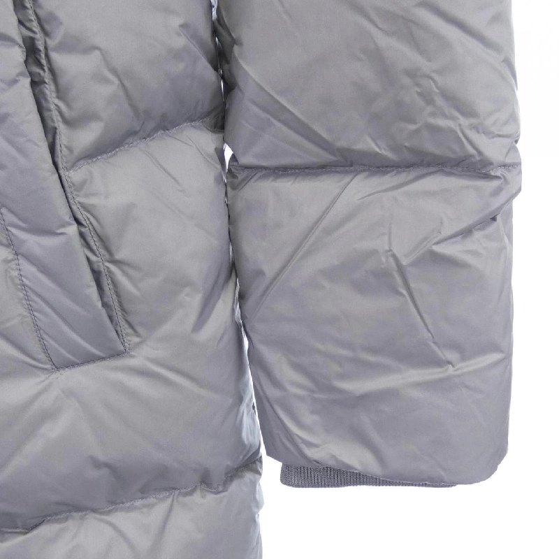 Áo khoác lông vũ DIESEL - Hàng hiệu Chính hãng 822036