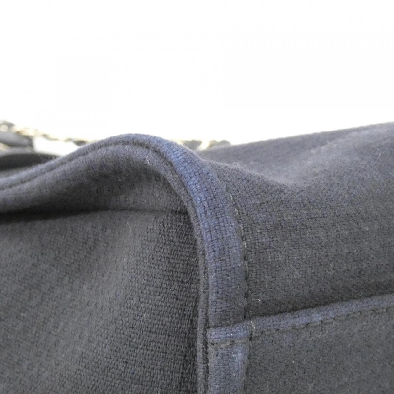 Túi xách Chanel Deauville AS3257 614431