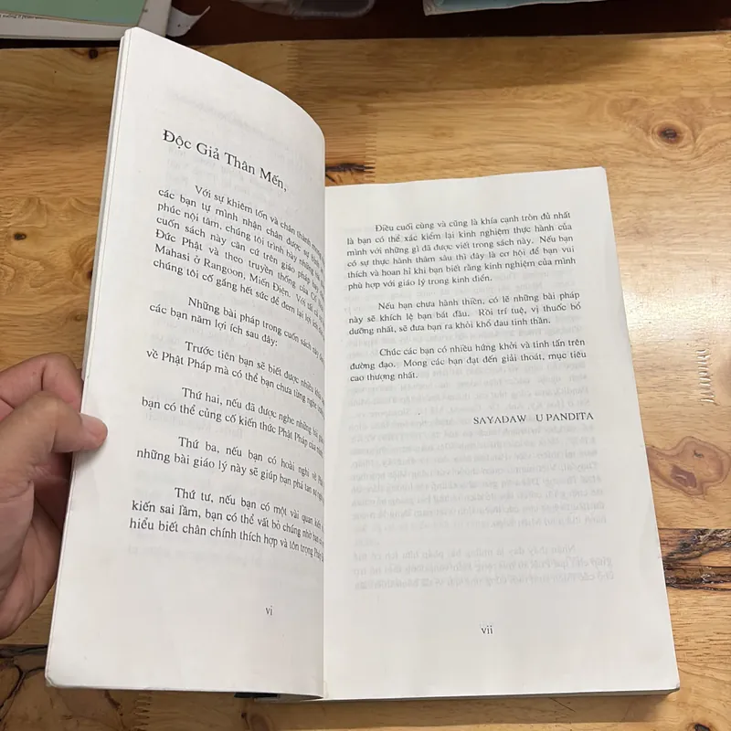 II Sách Photo: Ngay Trong Kiếp Sống Này _ Giáo Pháp Giải Thoát Của Đức Phật 686889