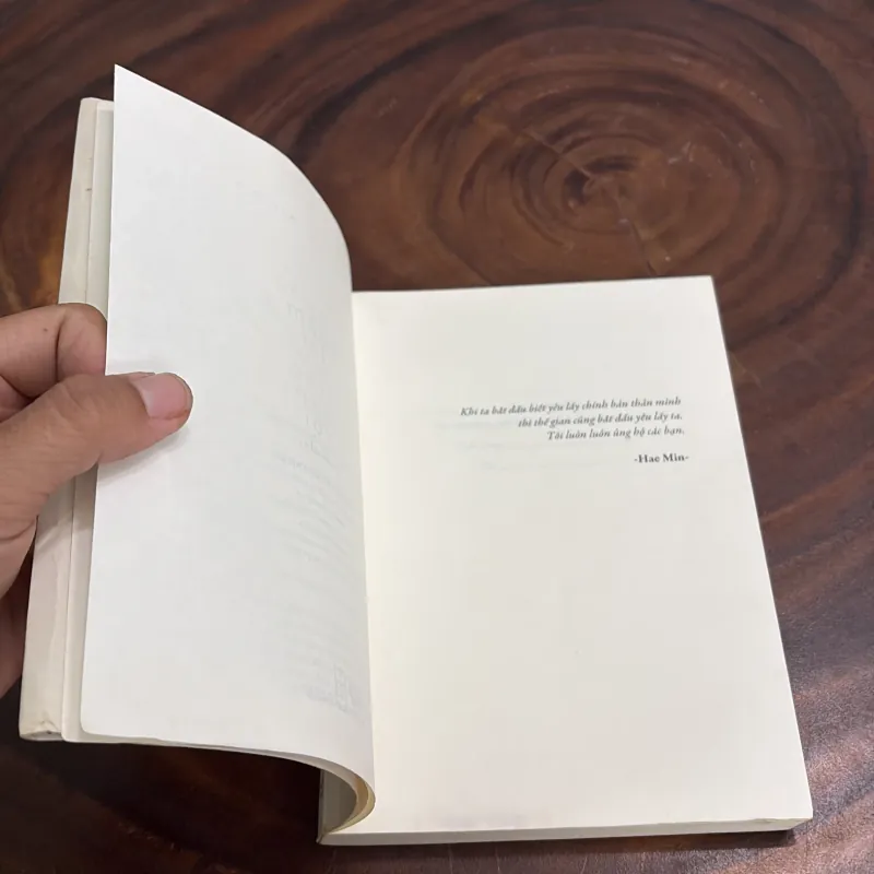 II Sách Hay: Bước Chậm Lại Giữa Thế Gian Vội Vã - Đại Đức Hae Min - 2019 987422