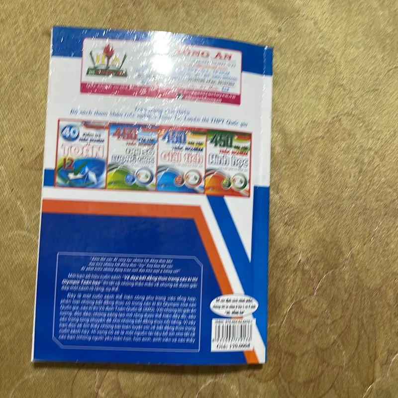 NHỮNG VIÊN KIM CƯƠNG TRONG BẤT ĐẲNG THỨC TOÁN HỌC- VẺ ĐẸP BẤT ĐẲNG THỨC- TRẦN PHƯƠNG cb 713068