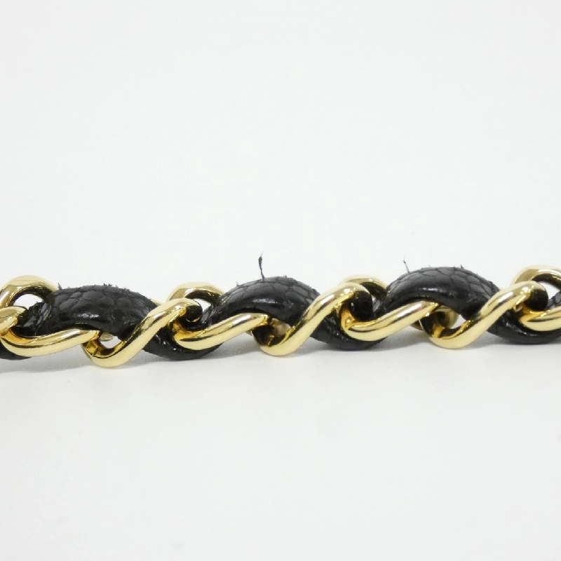 Túi xách chéo Chanel 1113 610480