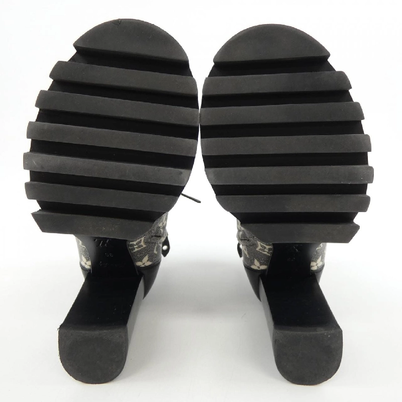 Giày boot LOUIS VUITTON Monogram Denim - Hàng hiệu Authentic 829844