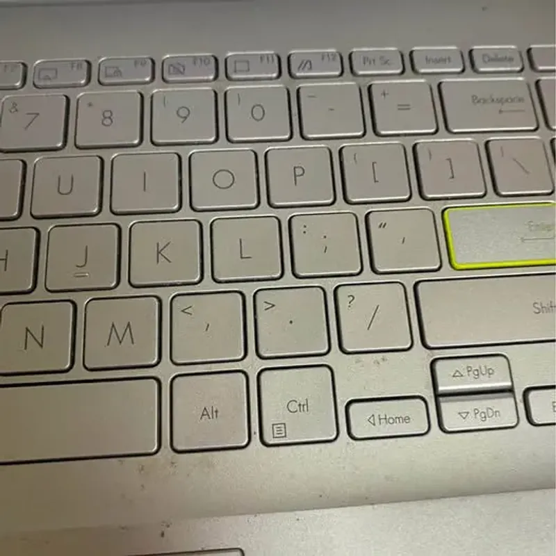 ASUS vivobook I3 15.6 inch 8GD/512GB 995322