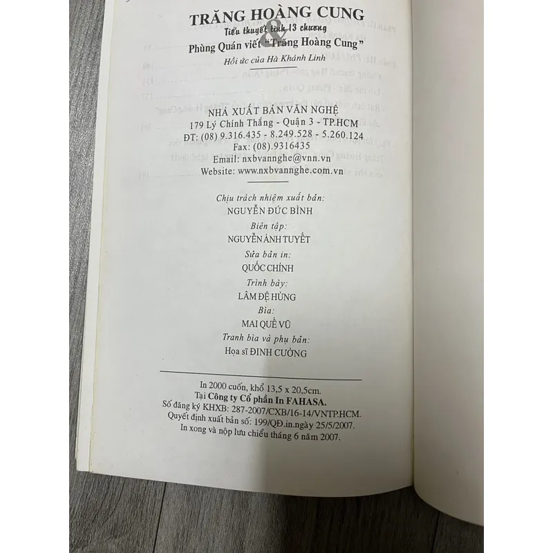 Trăng hoàng cung- Phùng Quán. 6a4 737113