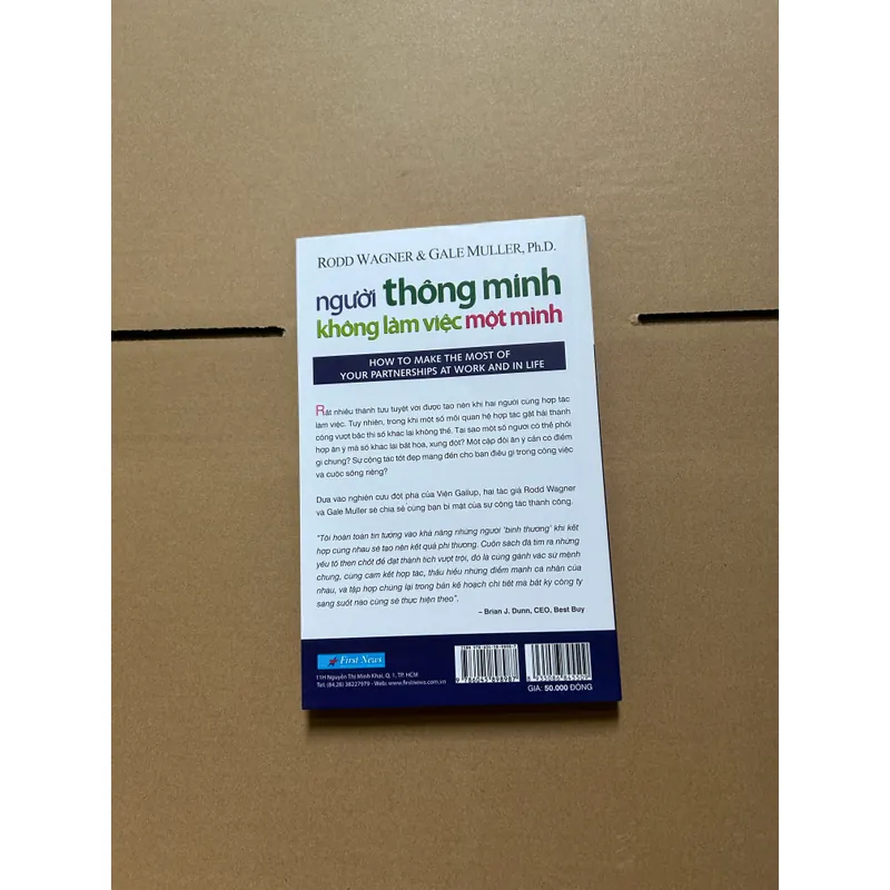 Người thông minh không làm việc một mình 731832