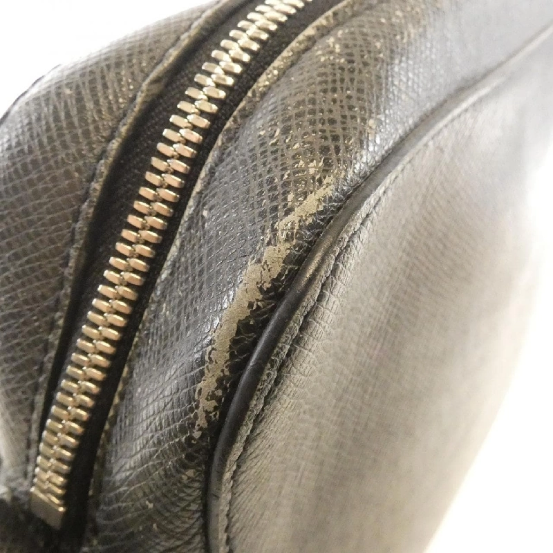 Túi đeo chéo Louis Vuitton Taiga Anton PM M34408 - Hàng hiệu Chính hãng 764810