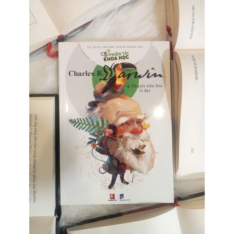 Charles R Darwin & Thuyết tiến hóa vĩ đại 502350
