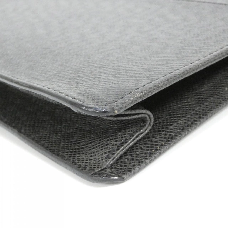 Túi xách tay Louis Vuitton Taiga Serenga M30782 - Hàng hiệu Chính hãng 801199