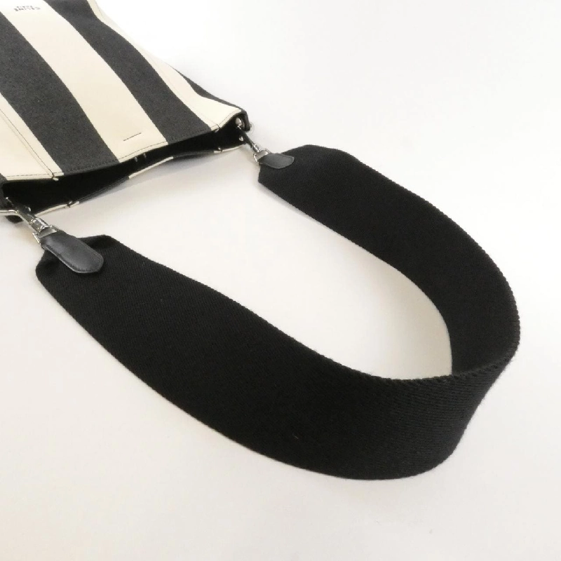 Túi xách vai Celine Sangle Bucket Small 189302BJR - Hàng hiệu Authentic 802343