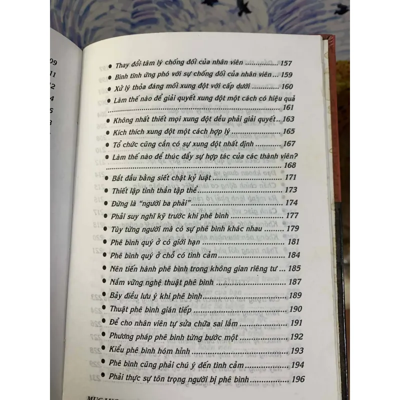 Nghệ Thuật Dụng Nhân & 100 Điển Tích Kim Cổ - Minh Châu 929810