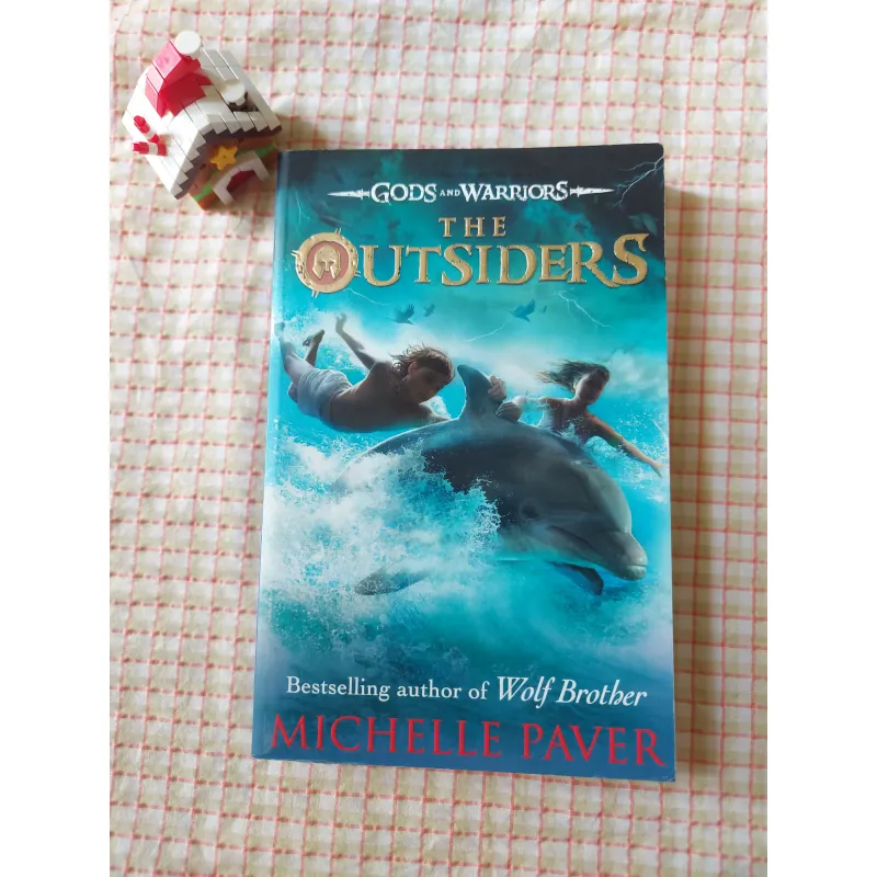 THE OUTSIDERS Michelle Paver – Gods and Warriors (Tập 1) 750708