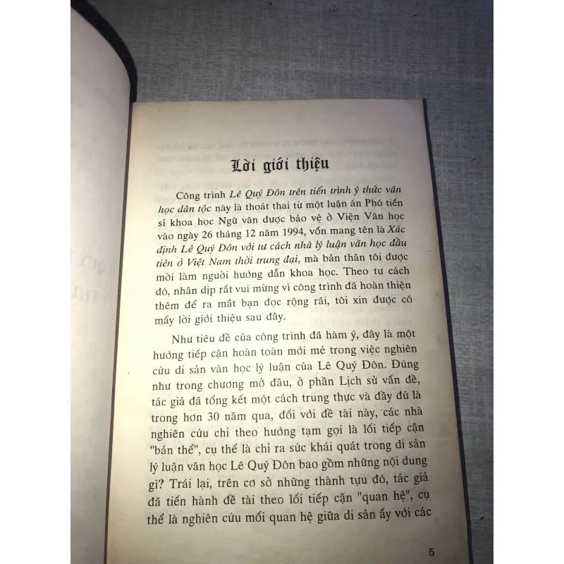 Lê Quý Đôn trên tiến trình ý thức văn học dân tộc 778498