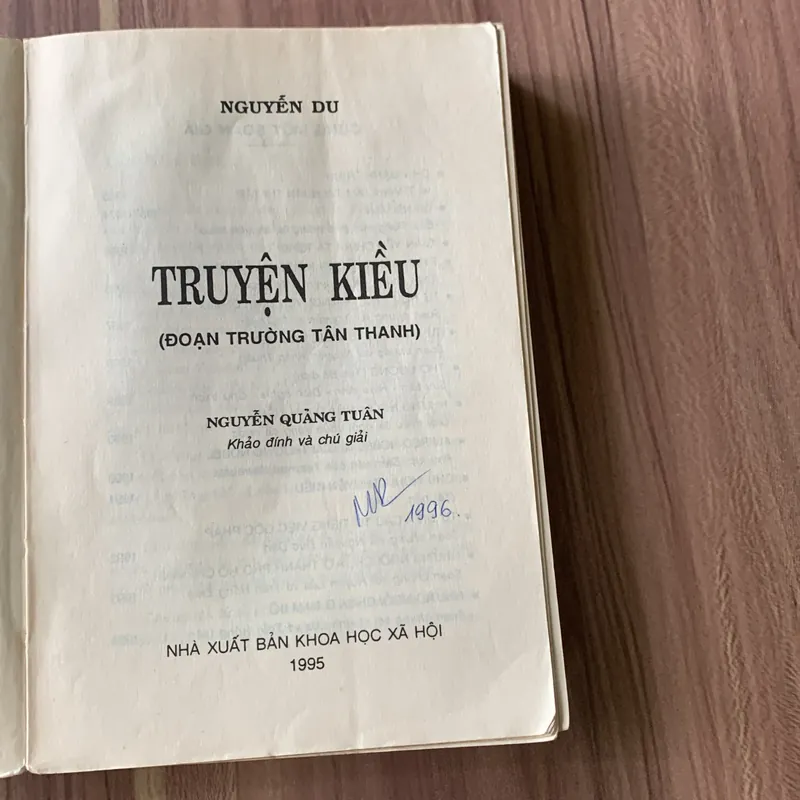 Truyện Kiều, NGUYỄN QUẢNG TUÂN Khảo đính và chú giải, in năm 1994 674476