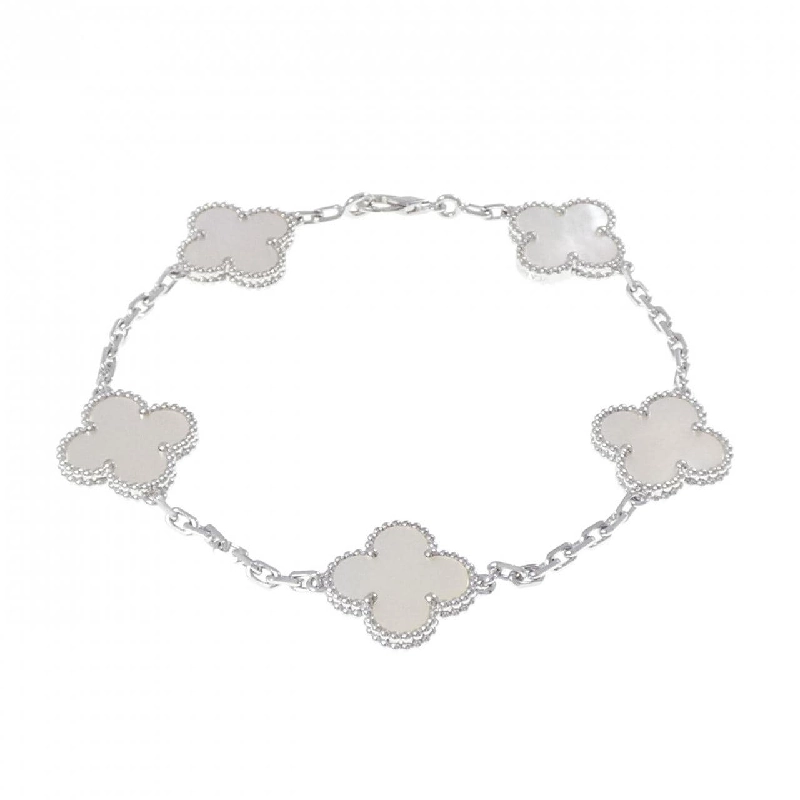 Vòng tay Vintage Alhambra 5 họa tiết của Van Cleef & Arpels 665397