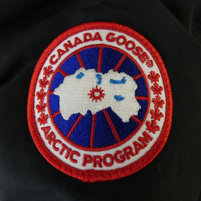 Canada Goose 2302JL MACKENZIE Áo khoác lông vũ - Hàng hiệu Chính hãng 819353
