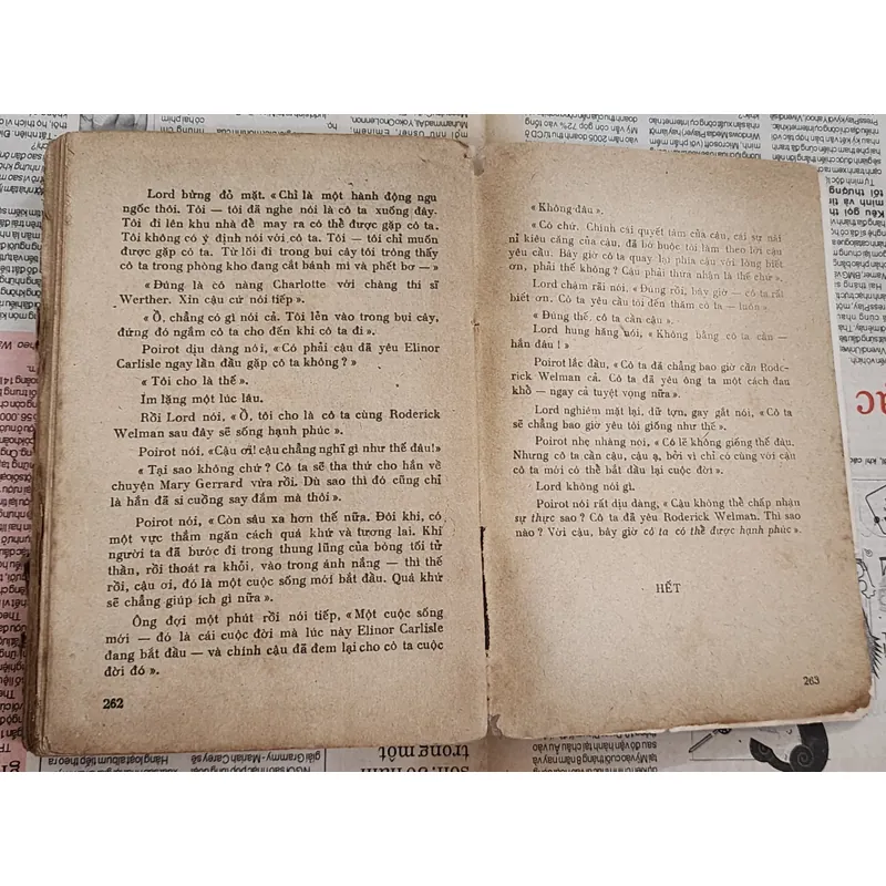 Trinh thám cổ điển của Agatha Christie: CÂY BÁCH BUỒN 711536