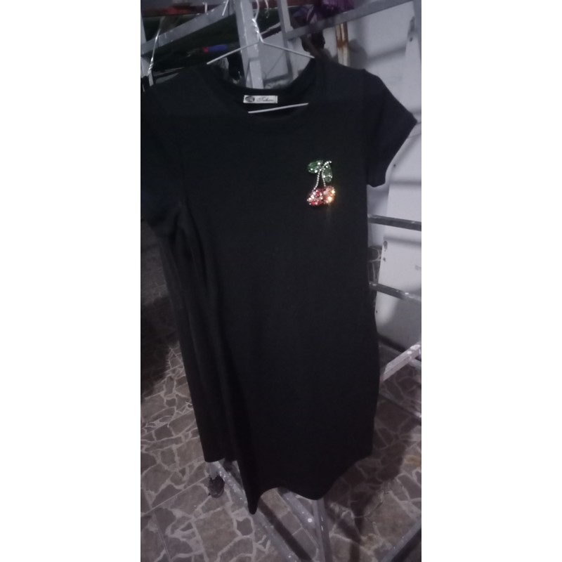 Còn mới mặc qua 1 tơi 2lan... Có cái còn tem mác...  Size M 69199