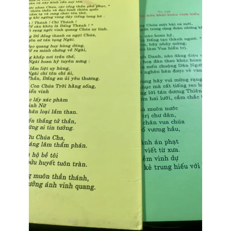 Các giờ kinh Phụng vụ 2010 759276