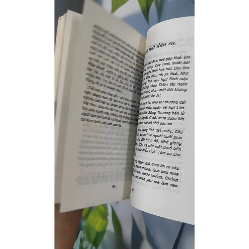 [XƯA] Thơ Chọn Với Lời Bình (Dùng tham khảo trong nhà trường) (1999) - Vũ Nho - Nguyễn Trọng Hoàn 798322