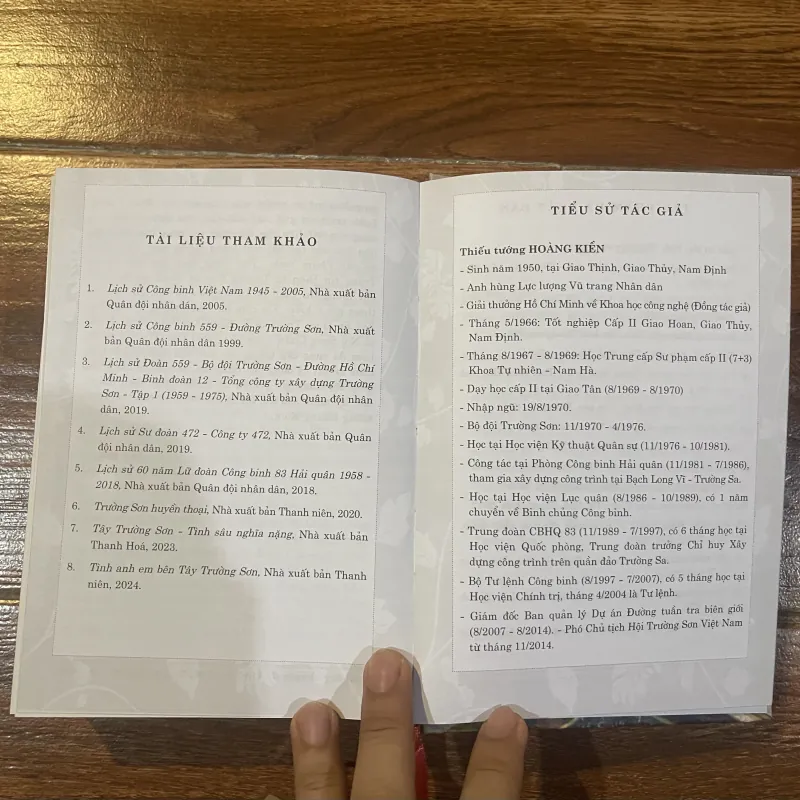 Những chuyến đi trên đất triệu voi - Hoàng Kiền (BM) 1012852