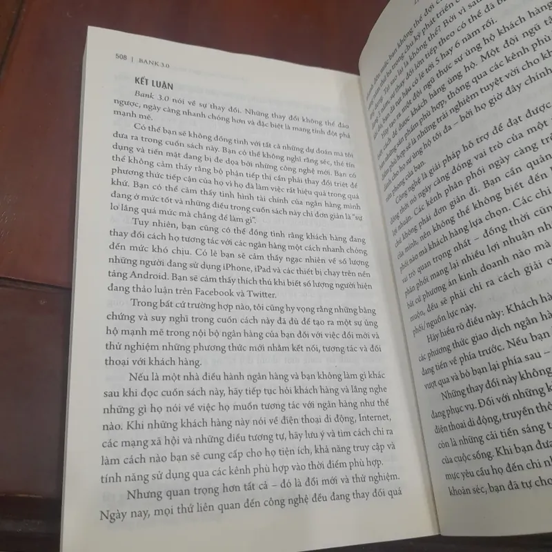 Brett King - BANK 3.0, Tương lai của ngân hàng trong kỷ nguyên số 726944