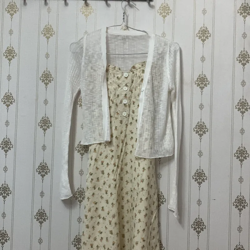 Váy 2 dây hoa nhí cho nữ size S tặng kèm cardigan mỏng khoác ngoài 706379