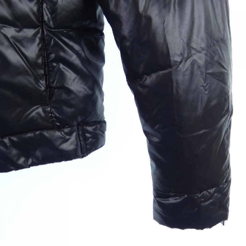 Áo khoác lông vũ add của thương hiệu Authentic 895071