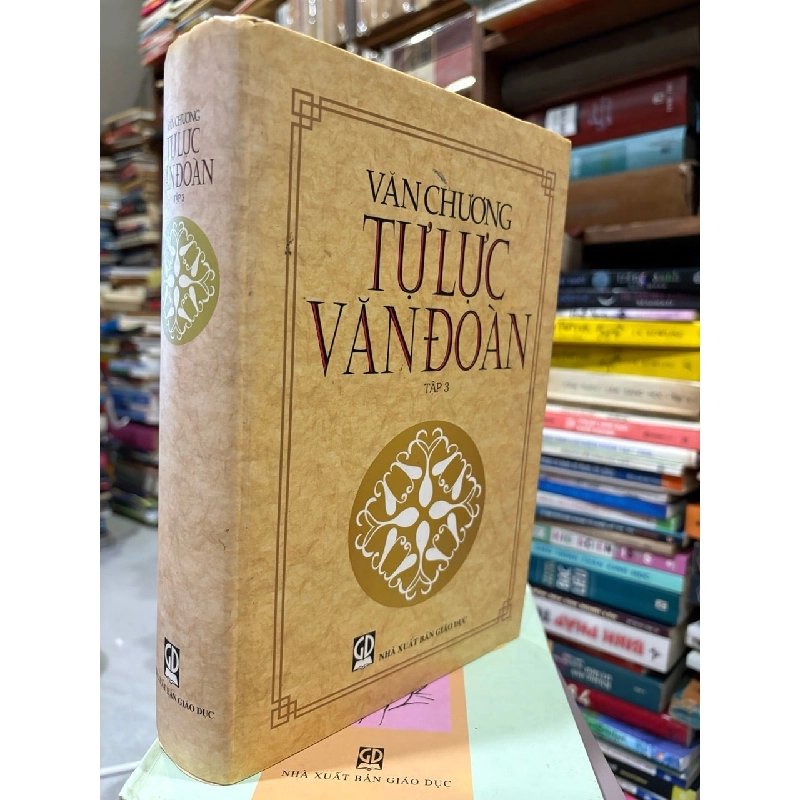 Văn chương tự lực văn đoàn - khái Hưng , Nhất Linh 793101