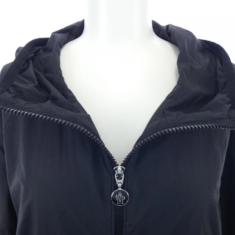 Áo khoác MONCLER FEGEO 632796